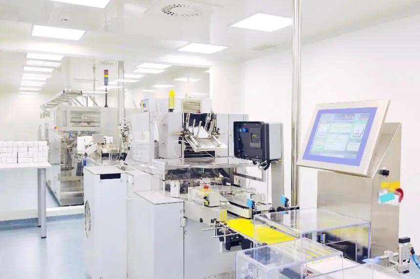 PC的攝像頭模組、電容屏連署部位、按鈕部位、光驅(qū)感應(yīng)磁頭、接收天線等部位，均有FPC電路板的影子